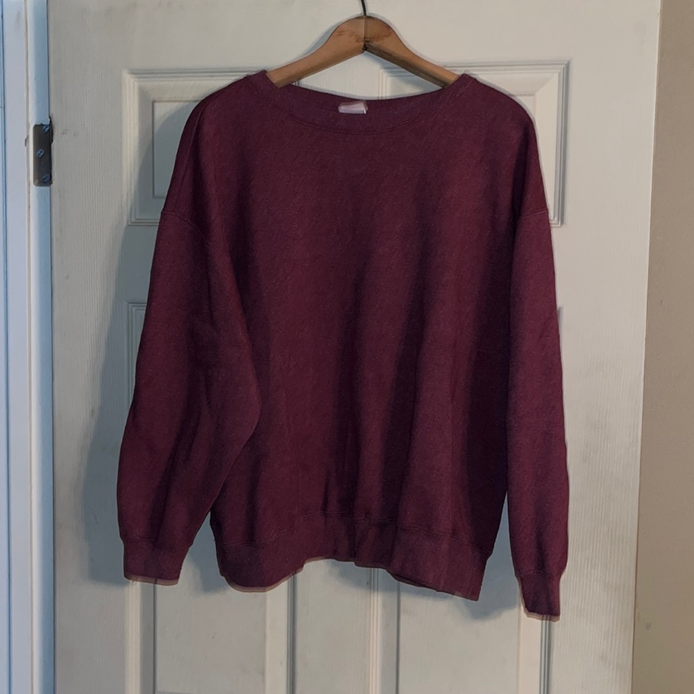 Hanes Women’s Large Crewneck